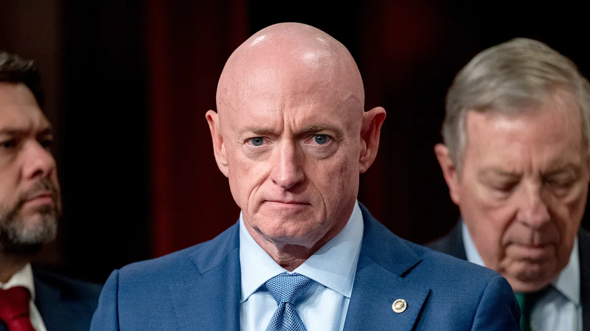 Sen Mark Kelly