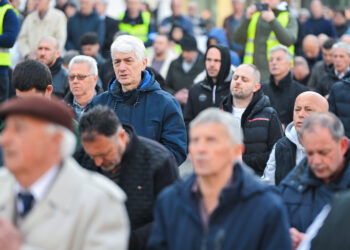 Prva je subota u mjesecu: Molitelji na trgovima diljem zemlje