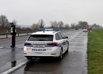 Teška prometna nesreća na A3: Autom izletio s kolnika i preminuo