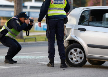 Teška prometna nesreća blizu Baške Vode: Poginula jedna osoba