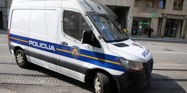 Nova uhićenja u Hrvatskoj, USKOK u akciji u čak tri županije: Otkriveno tko je na meti