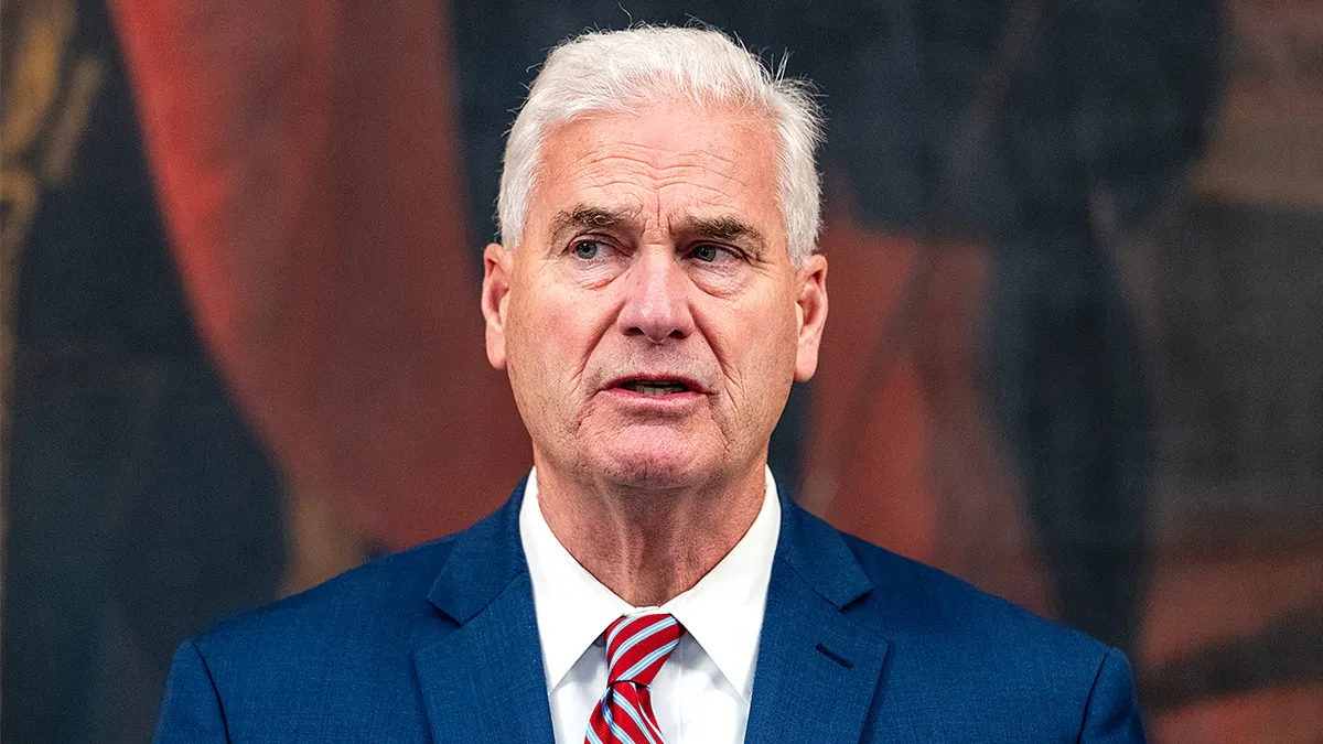 Rep. Tom Emmer govori na konferenciji za novinare na američkom Kapitolu