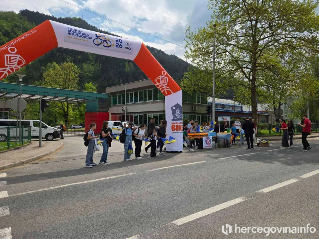 Transparent iz Jablanice za sudionike utrke Tour the BiH 