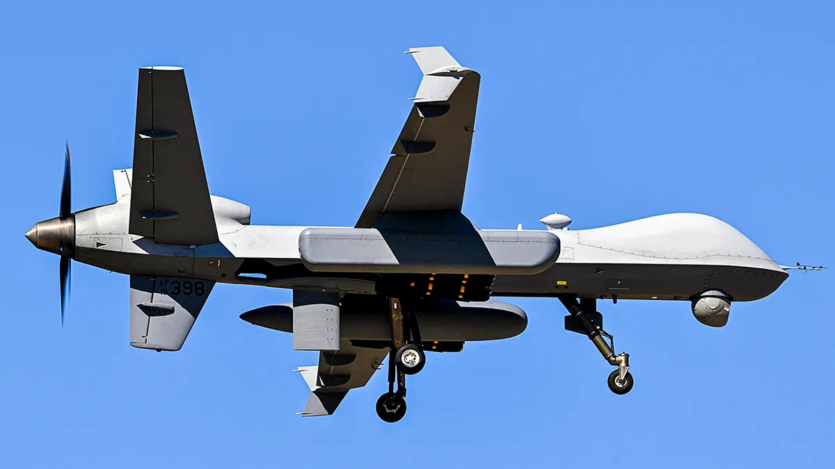 Dron američke vojske MQ-9 Reaper približava se slijetanju u zračnu luku Rafael Hernandez u Aguadilli Puerto Rico