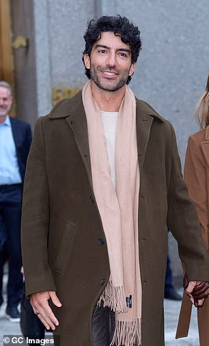 Justin Baldoni napušta sud u veljači