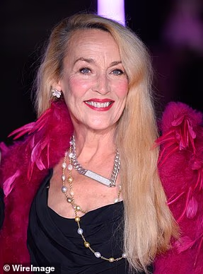 Jerry Hall proslavila se 1970-ih i postala jedna od najprepoznatljivijih modnih ikona tog doba (na slici u listopadu)