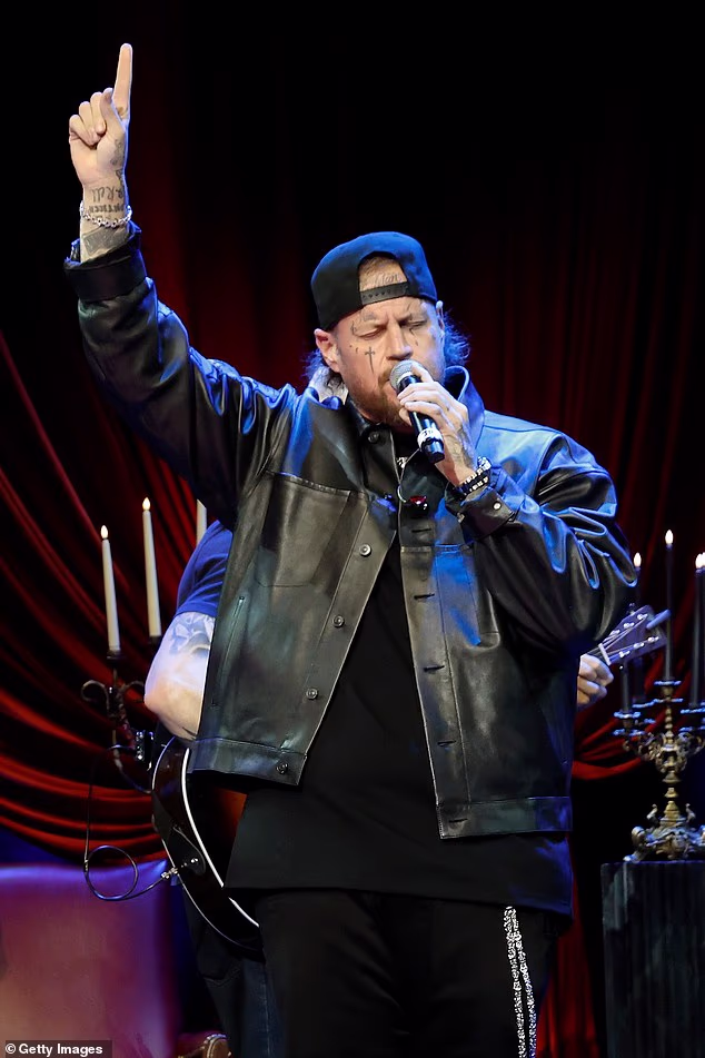 Jelly Roll - na slici 26. veljače u Las Vegasu - ne bi trebao biti previše uzbuđen jer je on također glavni na turneji The Little Ass Shed Tour, intimnijoj turneji od 11 izlazaka u manjim prostorima na otvorenom koja počinje 28. svibnja