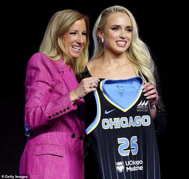Van Lith je Chicago izabrao tek u prvom krugu WNBA drafta u travnju 2025.