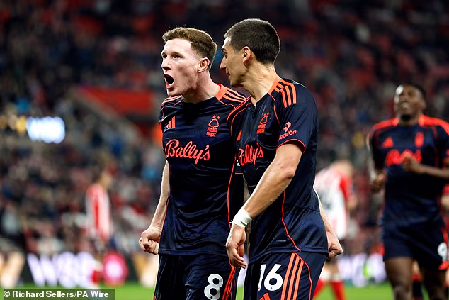 Elliot Anderson je tražen na Old Traffordu, ali bi mogao otići u rivalski Manchester City