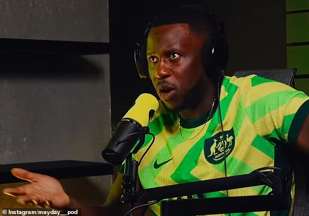 Kreator sadržaja Daniel Olaniran, koji se pridružio Mayinom podcastu, smatra da su mnogi roditelji usmjeravali svoju djecu dalje od grube prirode ragbi lige