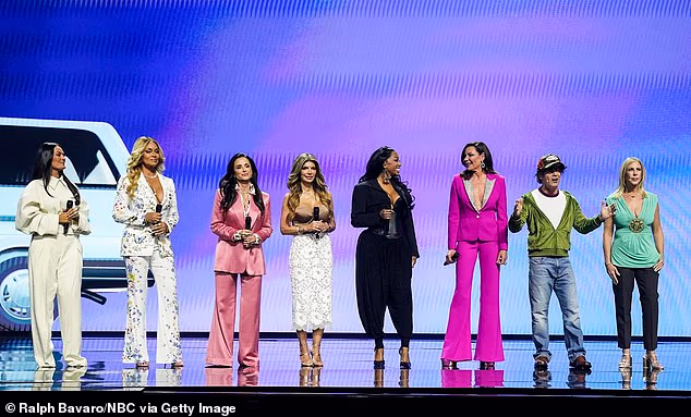 Predstavljala je The Real Housewives Ultimate Girls Trip s Lisom Barlow, Gizelle Bryant, Teresom Giudice, Porshom Williams, Luann de Lesseps, Andyjem Cohenom i Vicki Gunvalson