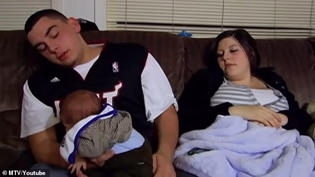 16 i Pregnant emitirani su od 2009. do 2021. i pratili su tinejdžere koji se pripremaju za roditeljstvo