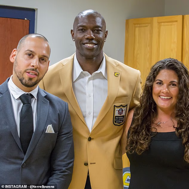 Mesalam više ne radi za Owensa 'ni u kojem svojstvu', prema legendi NFL-a