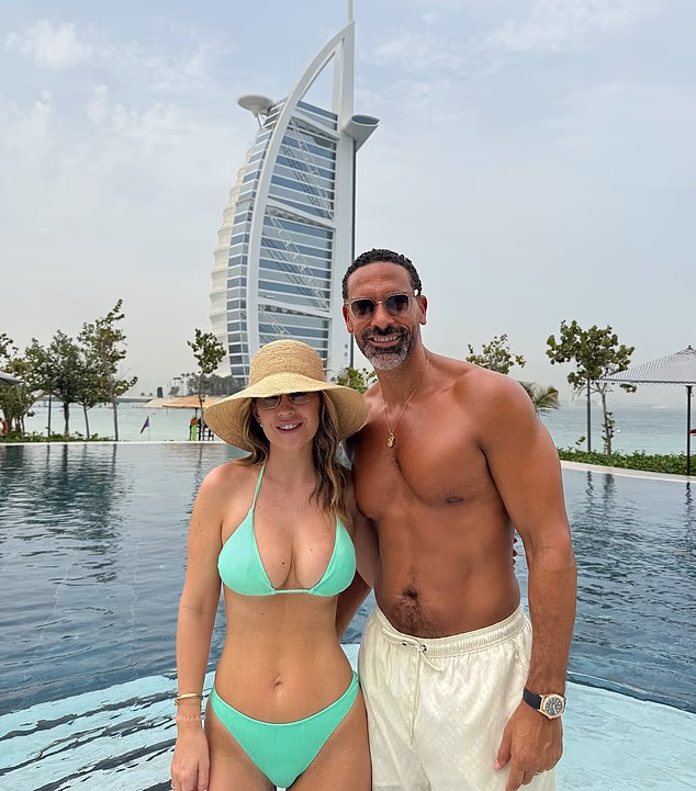 Ferdinand na slici sa suprugom Kate. Par se nalazi u Dubaiju nakon što su prošlog kolovoza napustili UK