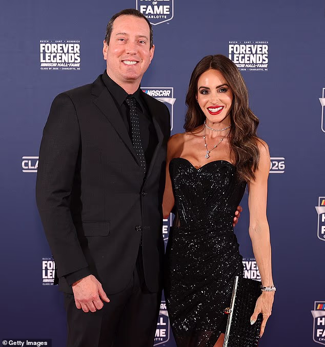 Ikona NASCAR-a, na fotografiji sa suprugom Samanthom, preminula je ovaj tjedan u 41. godini života