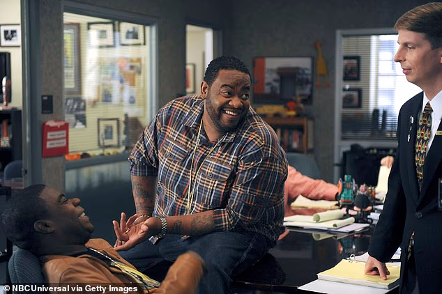 Chapman na ukupno 80 epizoda serije 30 Rock, od prve sezone hit NBC-jevog sitcoma 2006. do posljednje sezone 2013.