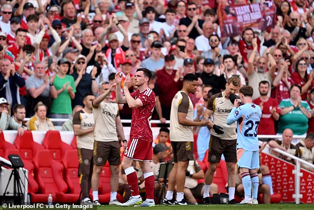 Bio je to dan emotivnih oproštaja jer je Andy Robertson odigrao svoju posljednju utakmicu za Liverpool