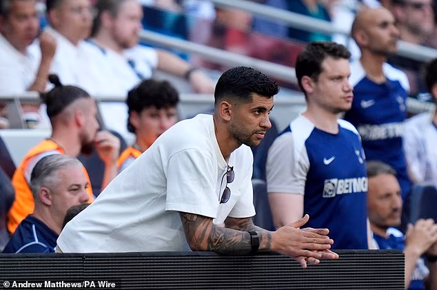 Cristian Romero želi van, a Spursi su odradili težak posao na kraju ove sezone bez kapetana