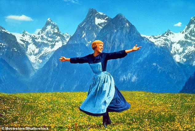 Godine 1965. preuzela je još jednu glavnu ulogu u The Sound Of Music koja joj je također donijela nominaciju za Oscara