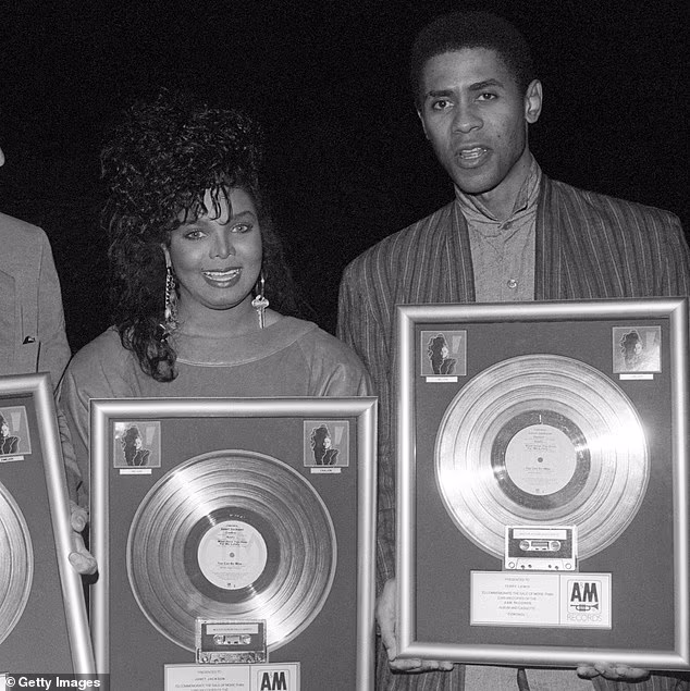 Surađivao je s umjetnicima među kojima su Michael Jackson, Janet Jackson, Ice Cube i Dr. Dre. Na slici 1986. s Janet Jackson u LA-u