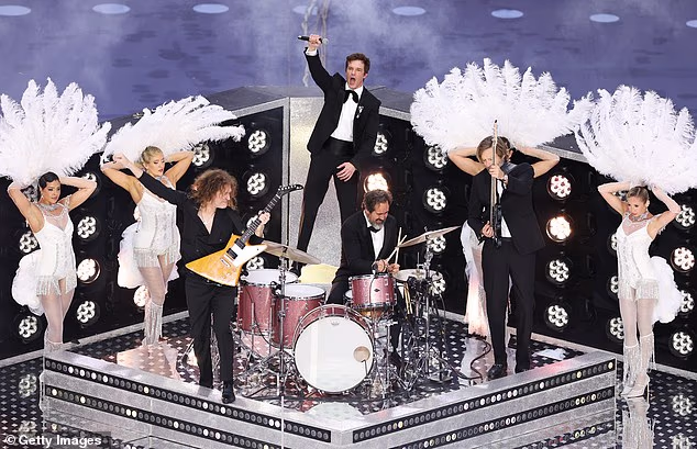 Uoči početka Lige prvaka, The Killers su predvodili ceremoniju otvaranja