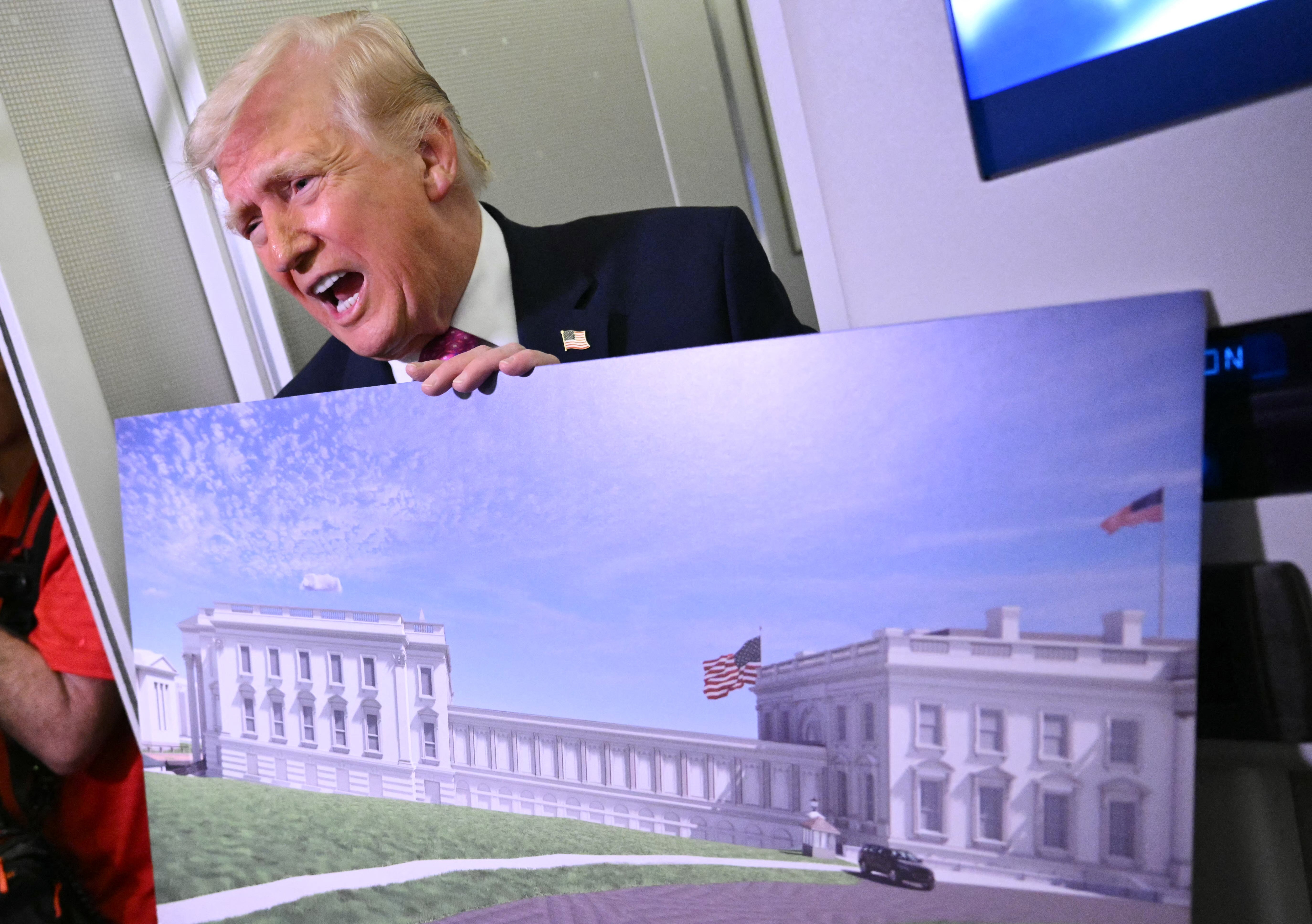 Predsjednik Donald Trump i dalje je fiksiran na svoju plesnu dvoranu u Bijeloj kući, no nedavna anketa pokazala je da javnost ne dijeli njegov entuzijazam