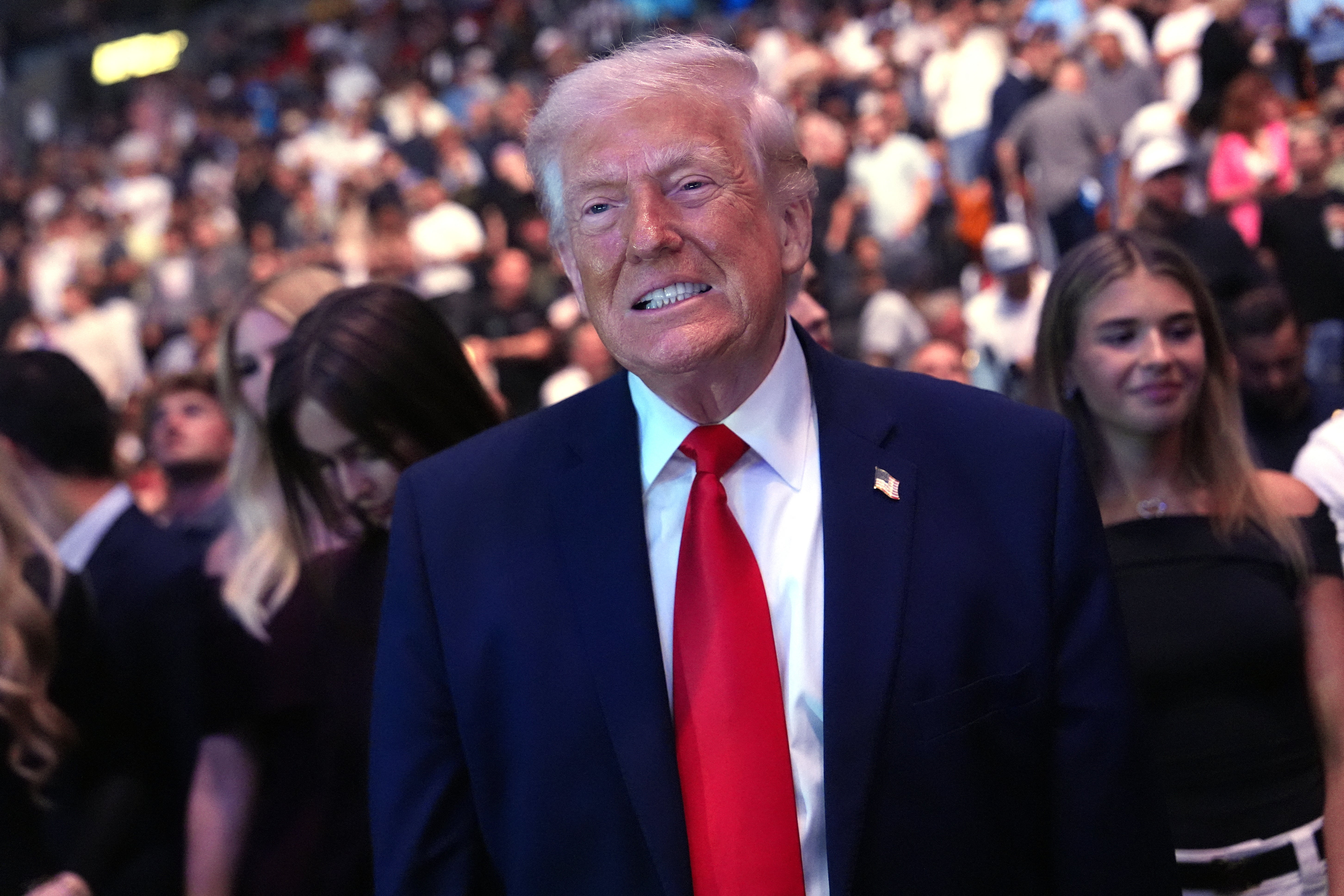 Predsjednik Trump, koji često posjećuje sportske događaje visokog profila, navodno razmišlja o odlasku na finalnu utakmicu NBA lige koju igra njegov rodni tim, Knicks
