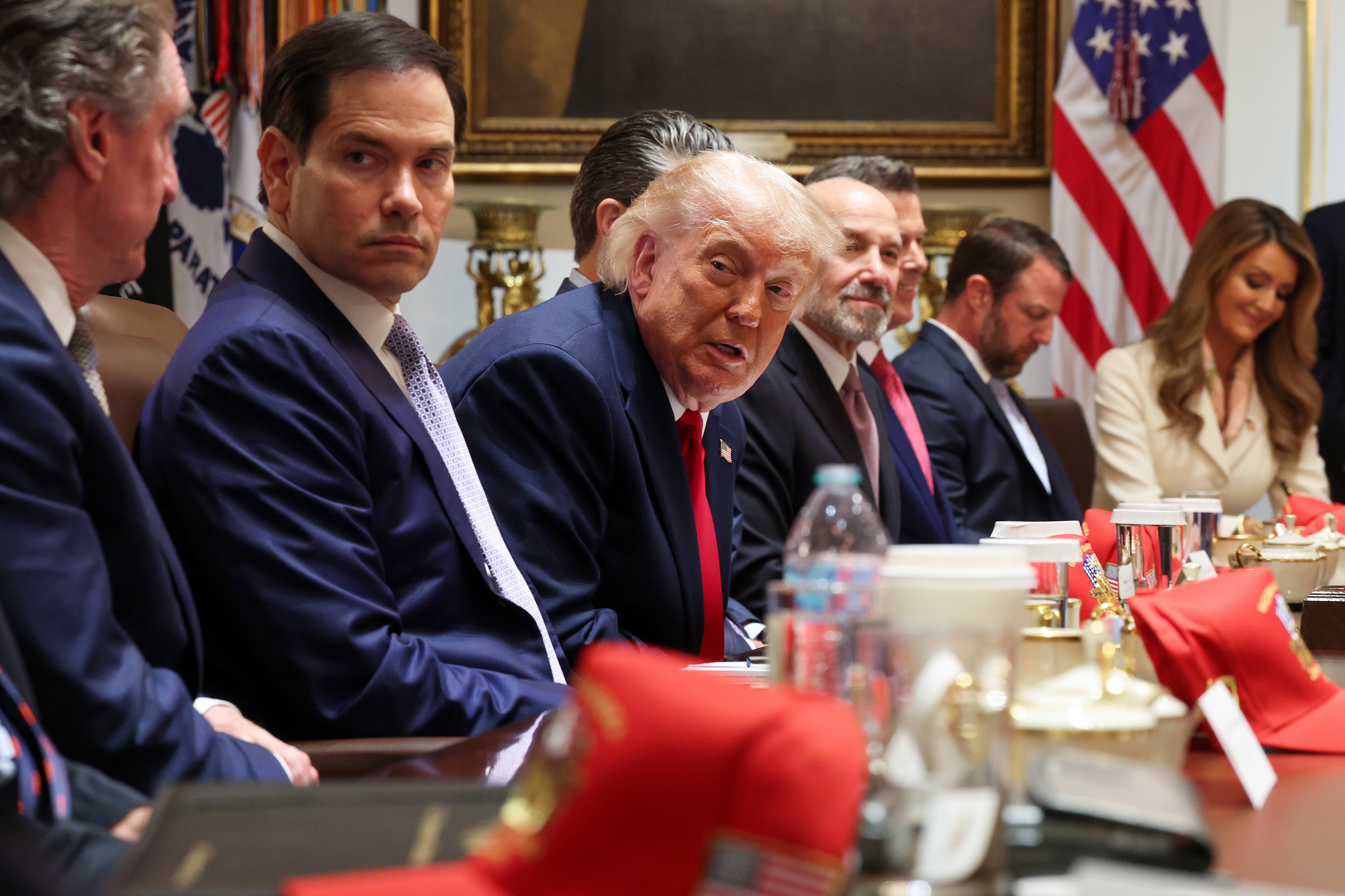 Trump je u utorak raspravljao o ratu na sastanku kabineta koji je prenosila televizija