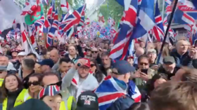 Ogromno mnoštvo okupilo se u Londonu na maršu protiv useljenika (VIDEO)