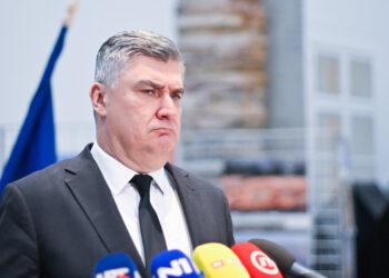 Američki ratni stroj stigao u Hrvatsku, Milanović upozorava: ‘Vlada maše zastavicama jer žele udovoljiti’