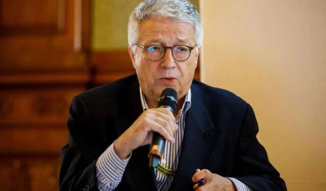 Bivši visoki predstavnici u BiH Bildt i Petritsch traže ukidanje OHR-a