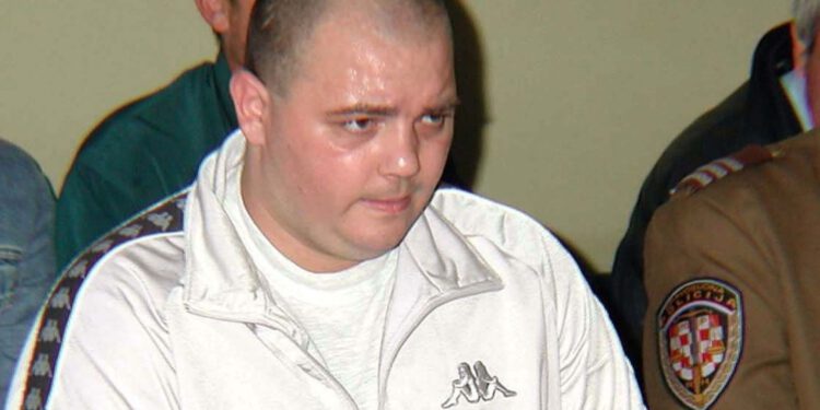 Bolesni detalji o ubojici iz Drniša: ‘Po ormaru je ispisivao 666, sanjala je ubojicu, bojala se čovjeka na K’