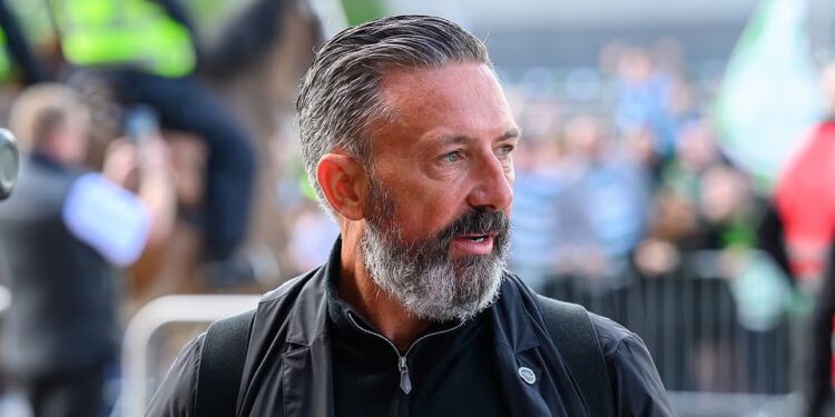 Celtic protiv Heartsa – Škotski Premiership UŽIVO: Najnovije vijesti i novosti dok se strana Dereka McInnesa trudi za prvi trijumf naslova od 1960. u velikom okršaju na sve ili ništa na Celtic Parku