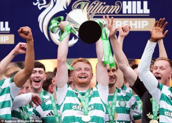 Celticov Liam Scales otkriva ključni čimbenik koji stoji iza uspona u kasnoj sezoni prema naslovu Premiershipa, dok branič priznaje da je Hearts imao ‘cijeli svijet’ iza sebe za raspucavanje posljednjeg dana