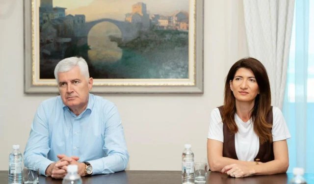 Čović: HDZ će voditi civiliziranu kampanju i neće se vraćati u blato prošlosti, OHR je davno trebao završiti svoju ulogu