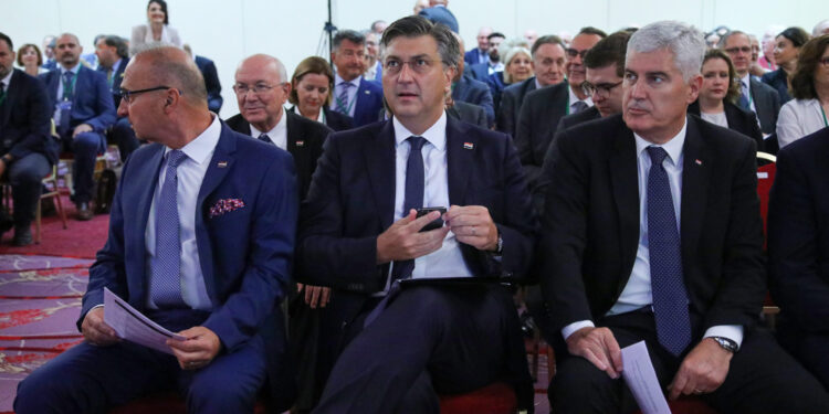 Čović odgovorio na prozivke: ‘Bez obzira koji je entitet po broju, ne odričemo ni pedlja’