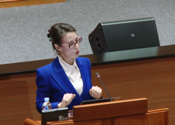 Dalija Orešković u Saboru rekla što misli o mrtvima s Križnog puta: ‘Dobar dan Pavelićeve tratinčice’