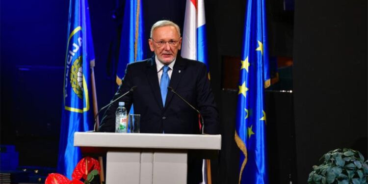 Država prelazi na ‘ratne mjere’: Prijetnje bombama tretiraju se kao terorizam, Božinović poručuje: “Nema milosti!”