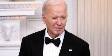 FBI pretresa ured i ambulantu senatora iz Virginije Lucasa u istrazi iz Bidenove ere