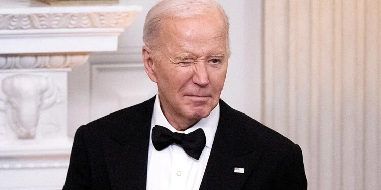 FBI pretresa ured i ambulantu senatora iz Virginije Lucasa u istrazi iz Bidenove ere