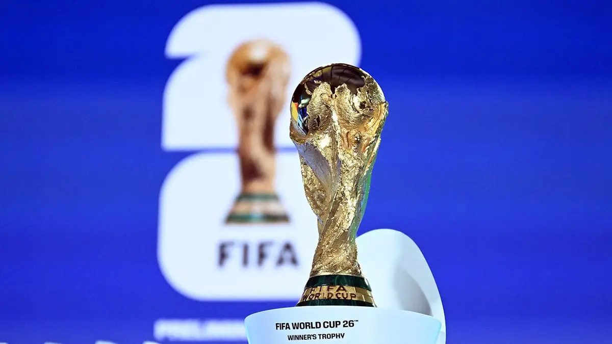 Pogled na trofej pobjednika Svjetskog prvenstva u nogometu 2026