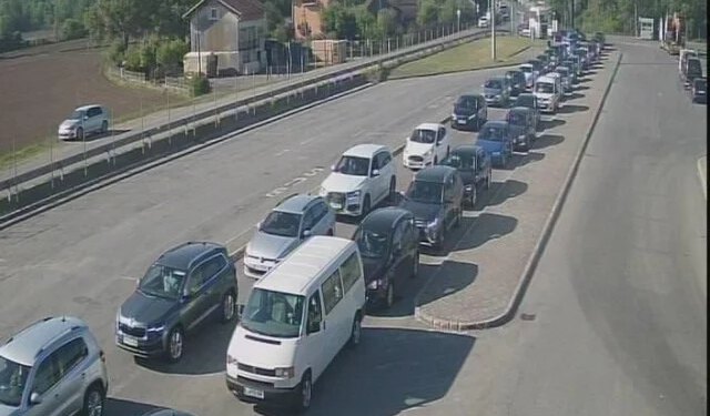 FOTO BIHAMK upozorava na gužve na granicama. Savjetuje izbjegavanje pravca Mostar – Sarajevo