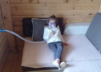 FOTO U Šujici otvorena api komora: Posjetitelji udišu zrak iz pčelinjih košnica