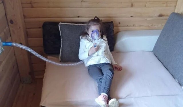 FOTO U Šujici otvorena api komora: Posjetitelji udišu zrak iz pčelinjih košnica