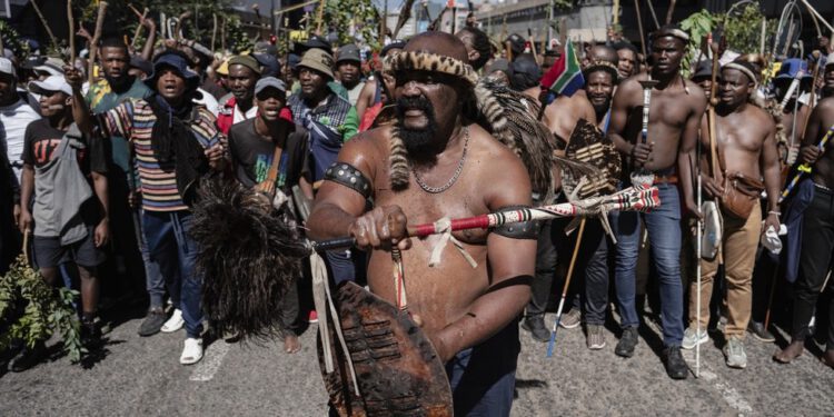 Gana će evakuirati građane iz Južne Afrike — RT Africa