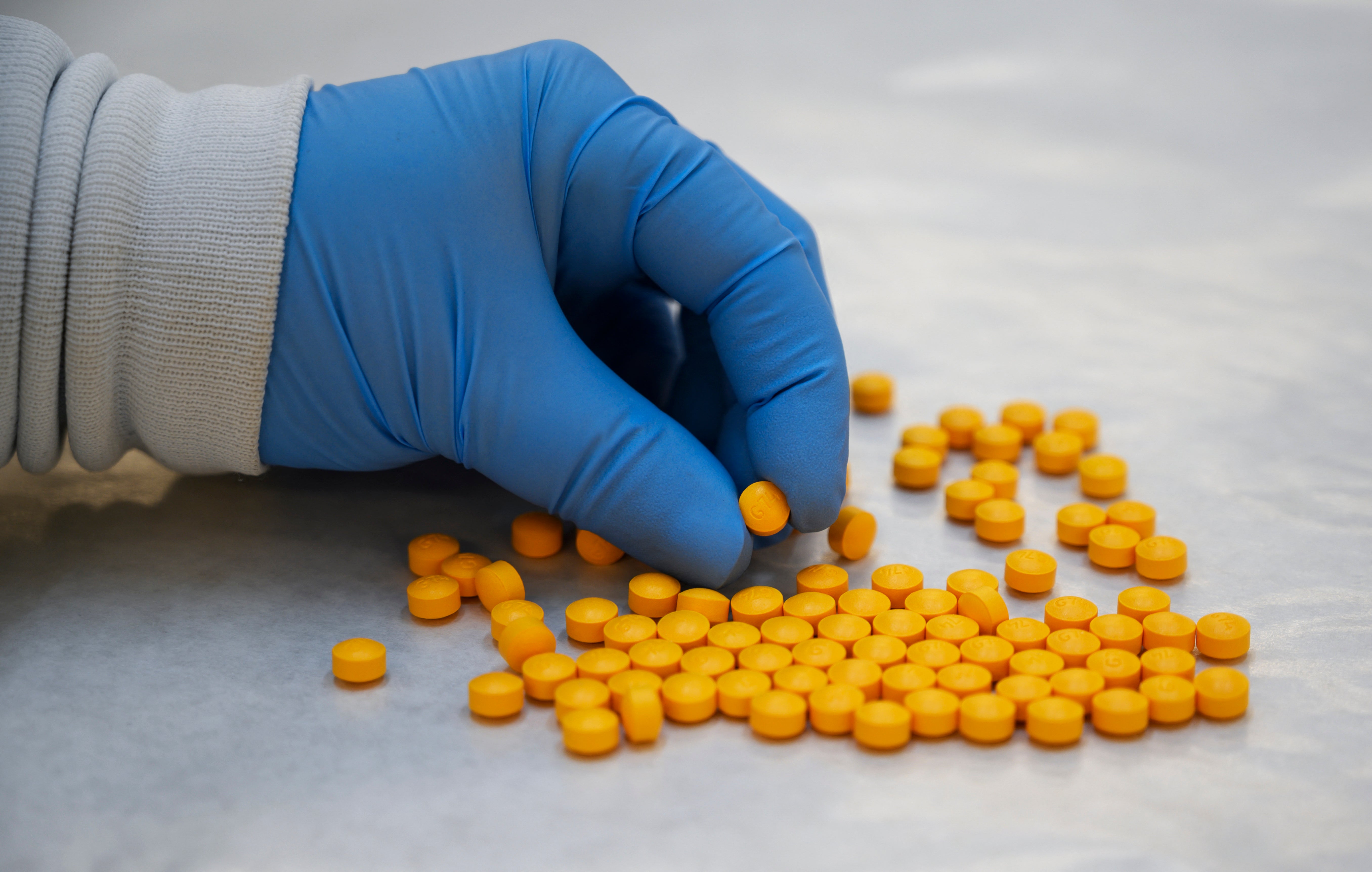 Policija je u 'igri mačke i miša' dok tvorci droga proizvode nove sintetičke opioide kako bi izbjegli otkrivanje i režime sankcija