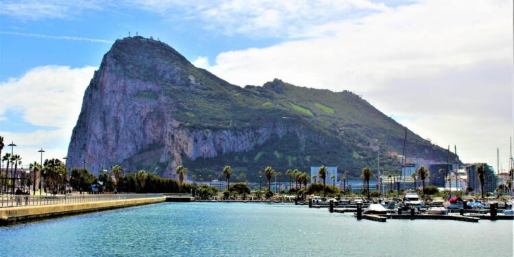 Gibraltar desetljećima ispušta kanalizaciju ravno u more: "Guše život i ugrožavaju ljude"