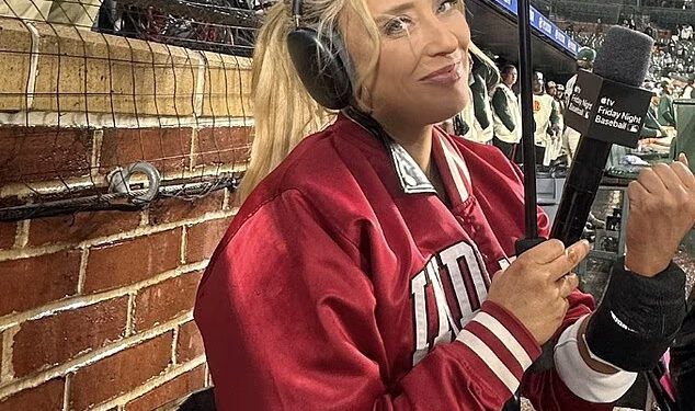Glamurozni novinar MLB-a ostavljen u agoniji nakon što ga je udarila nepogrešiva ​​lopta tijekom utakmice Oriolesa