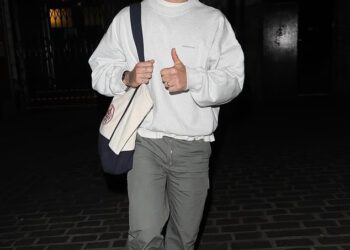 Gorka Marquez pojavljuje se dobro raspoložen dok se ponovno okuplja sa Strictly profesionalcima nakon izlaska iz serije – nakon što je zaručnica Gemma Atkinson inzistirala da ga nije ‘prisilila’ da napusti BBC-jevu seriju