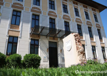 Grad Mostar raspisao oglas za radna mjesta, traže se tajnik, knjigovođe i referent za stambene poslove